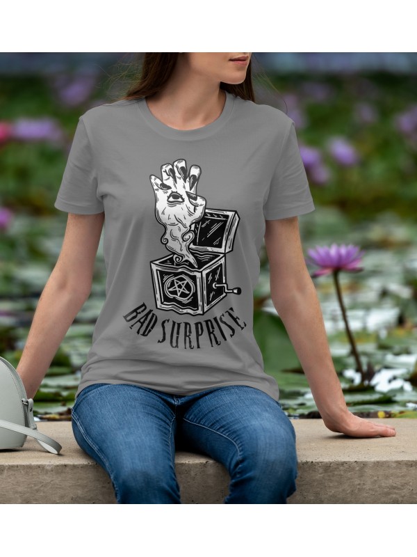 Дамска тениска Madcolors Apparel - Bad Surprise BAD00002 Дамска тениска Madcolors Apparel - Bad Surprise